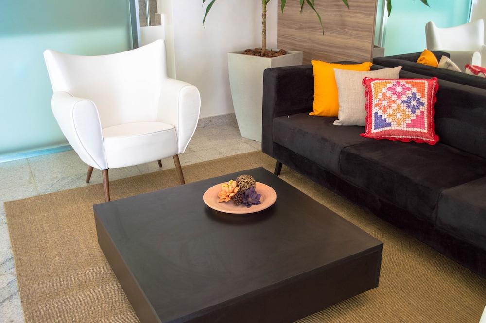 Intercity Hotel 4*
